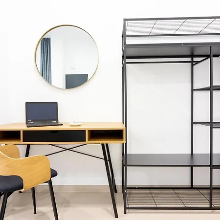 Center Flat Mariblanca 12 Sun & Terrace Boutique *