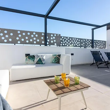 Center Flat Mariblanca 12 Sun & Terrace Boutique *